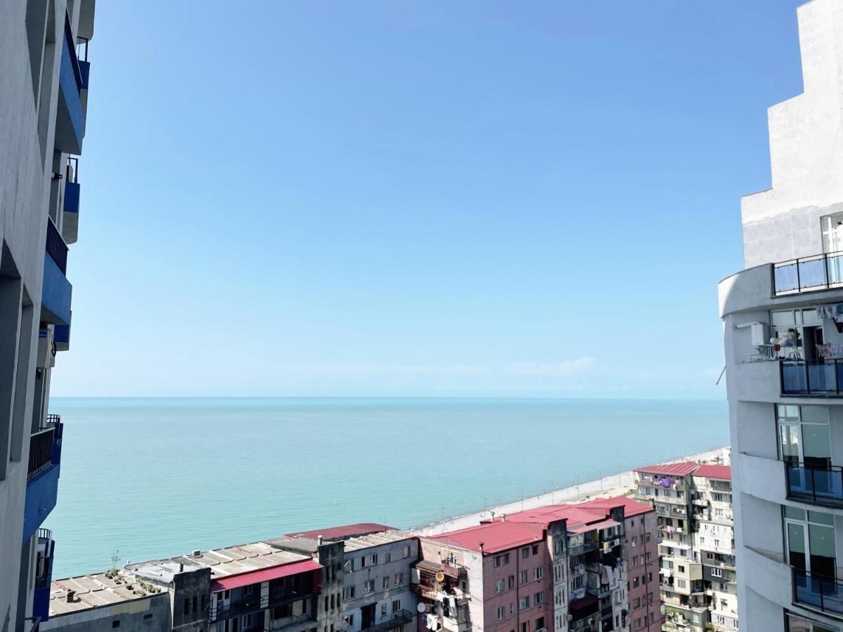 Beautiful Horizon First Line Apartment Batumi Luaran gambar